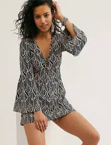 Free People Gia Mini Dress Flare Long Sleeves Geometric Women’s Medium Black