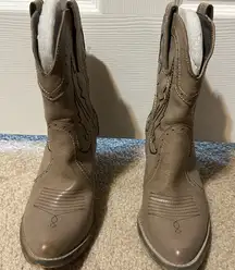 Very Volatile Los Angelos Short Cowboy Boots