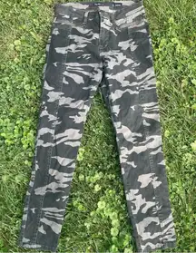 Supplies‎ Women’s High Rise Camouflage Skinny Jeans