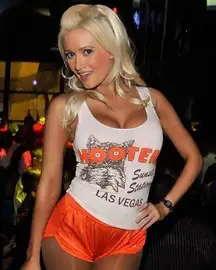 Hooters Tank