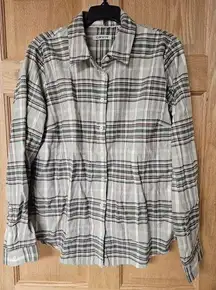 Orvis Womens Plaid Large Button Dowm‎