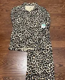 Brand New (NWT) Nordstrom Leopard Print Flannel Pajamas (Size XS)