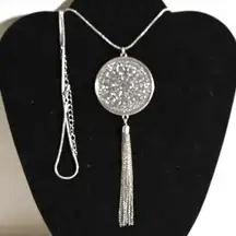 Vintage Exciting Filigree Medallion Silver Tone Fringe Tassel 20" Boho Necklace