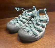 Keen Whisper Closed Toe Sandal Women 8.5 Hiking Travel Outdoor Camp Waterproof