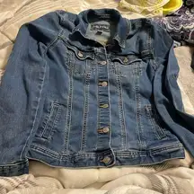 Maurice’s Medium Wash Button Up Denim Jacket Sz XS Retro Y2K Western Basic