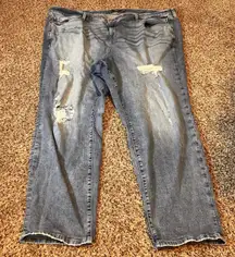 Torrid Plus Size‎ 28R Boyfriend Straight Leg Distressed Ripped Vintage Jeans