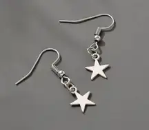 Boutique Small dainty cute star earrings​