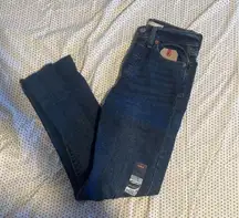 Levi’s Wedgie Straight Jeans