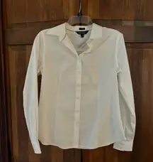 NWOT Ellen Tracy Small White Button up Long Sleeve Dress Shirt
