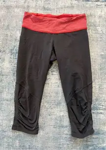 Lululemon Run: For Your Life Crop Deep Coal Gray Wee Are From Space Red Coral 6