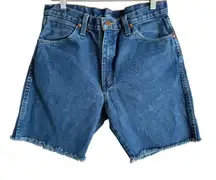 Wrangler Denim High Rise‎ Shorts Women’s Size 33 Med Wash Raw Hem Rodeo Western