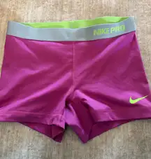 Nike pro shorts size medium 