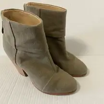 Rag and Bone New York Newbury classic neutral heel booties size 8 women’s