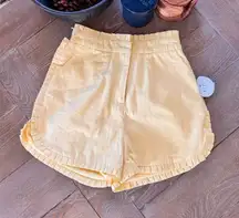 NWT Mulla Lemon Pleated Shorts Size Medium