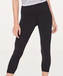 Lululemon Align Crop‎ Black Size 4 Flawed See Pics Athletic Running Yoga
