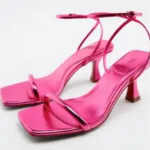 NWT Zara Pink Metallic Mid-Height Ankle strap Heels