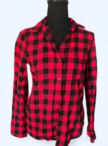 SO perfectly soft red and black plaid button-up flannel shirt Size XS