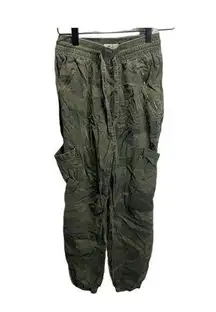 Hollister  Women's Ultra High-Rise Jogger Pants Green Camo Elastic Waist XS