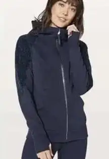 Lululemon Hoodie Womens 12 Blue Full Zip Floral Sleeve Thumb Holes Sweatshirt‎
