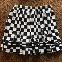 Chic Black and White Checkered Mini Skirt