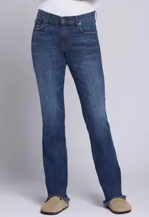 Current Elliott the Flip Flop Bootcut Low Rise Jean in size 28 size 6