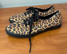 Vans Authentic Low Pro Skate Shoe Leopard Animal Print Lace Up Sneaker W7.5