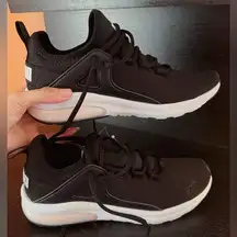 Puma sneakers black soft comfortable size 6.5 🆕🐾🚬🆓