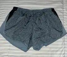 NIKE gray speckled shorts, size Large, elastic waist with drawstring, lined