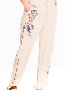 Paparazzi by Biz Floral Embroidered Linen Cargo‎ Jogger Pant Cream Medium