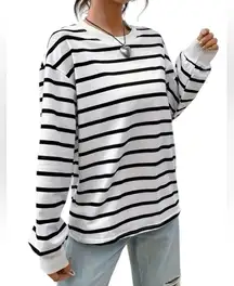 Striped Long Sleeve Pullover Top Tee XXL 14 Plus Size Black & White New