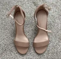 Kelly & Katie Heels Nude Block