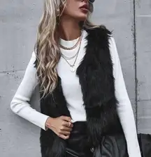 Me Jane  black crop fur vest