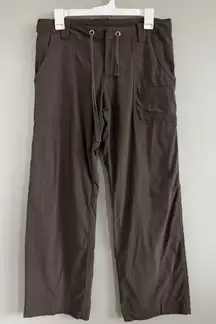 LUCY Flex Woman’s Size M Short Nylon Spandex Lightweight Pants Travel Hike Brown