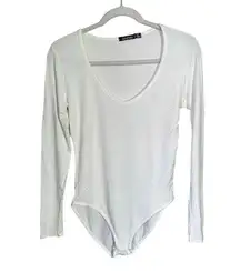 BooHoo Women's Sz 8 White One Piece Long Sleeve V-Neck Bodysuit