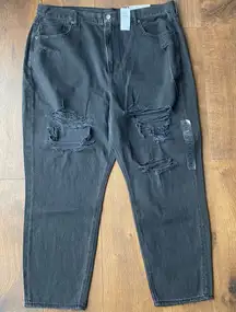 American Eagle Distressed Black Blaze Mom Jean – Size 20R (Style 2397) NWT