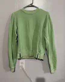 Ei8ht Dreams Women's Pistachio Green Crewneck Size M Cropped