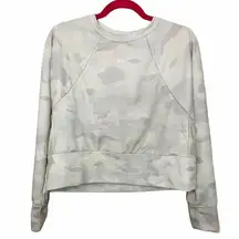 Nike  Women's White Grey Camouflage Camo Dri Fit Crew Neck Pullover Size Small