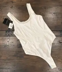 NWT‎ Cale Cream Crew Neck Sleeveless Bodysuit Tank Small