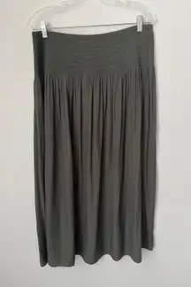 Pleated Green Skirt Sz M 100% Polyester