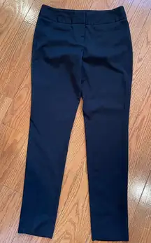 BCBGeneration Black Tailored Ankle Pants – Size 6