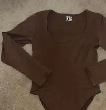 Brown Square Neck Long Sleeve Bodysuit