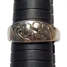 999 Silver Ring Bear Riding Wave Sz 10
