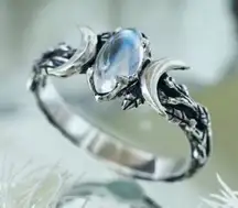 Vintage Triple Moon Crescent Band Moonlight Desing Ring
