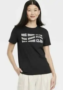 NWT Womens Zoe + Liv Dog Mom Club Black Graphic Tee Shirt  - Sz M