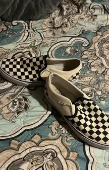 Vans Checkered Slip On