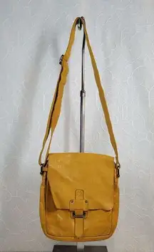 Harbour 2nd Leather Crossbody Medium Tan Yellow Gold Hobo Purse Bag Purse