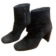 Stuart Weitzman black suede heeled Booties 4” heel shin height size 9