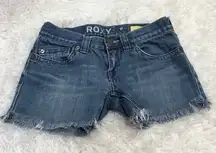 Roxy Skinny Fit Cutoff Raw Hem Fringe Shorts Light Wash 1‎