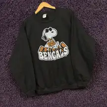 Cincinnati Bengals Joe Cool Woodstock NFL Crewneck Sweater M