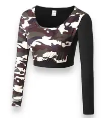 Womens Camo Crop Top Sm Long Sleeve Elastic Band Green Tan Camouflage Activewear